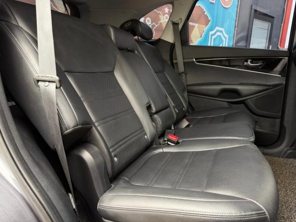 Kia Sorento III Prime Рестайлинг с пробегом 2019 года, цена 2 250 000 рублей, 225000 км, внедорожник, Автокод Объявления