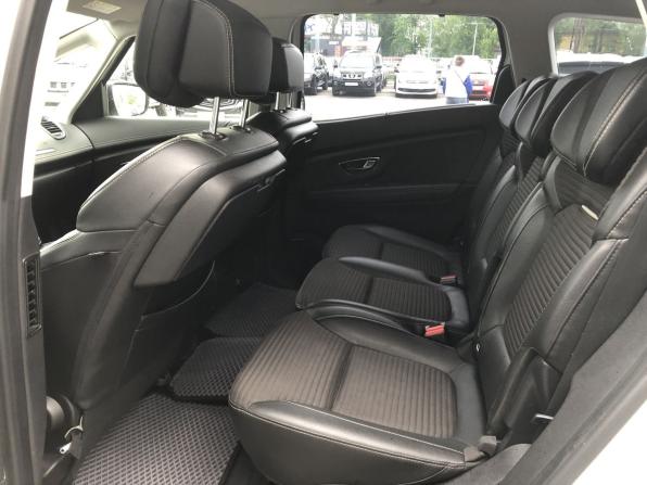 Renault Scenic IV с пробегом 2017 года, цена 1 663 500 рублей, 170290 км, компактвэн, Автокод Объявления