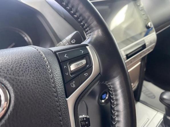 Toyota Land Cruiser Prado 150 Series Рестайлинг 3 с пробегом 2021 года, цена 6 400 000 рублей, 136926 км, внедорожник, Автокод Объявления