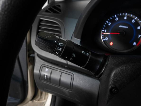 Hyundai Solaris I с пробегом 2012 года, цена 599 000 рублей, 216920 км, хэтчбек, Автокод Объявления