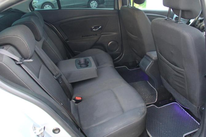 Renault Fluence I Рестайлинг с пробегом 2013 года, цена 573 300 рублей, 291422 км, седан, Автокод Объявления