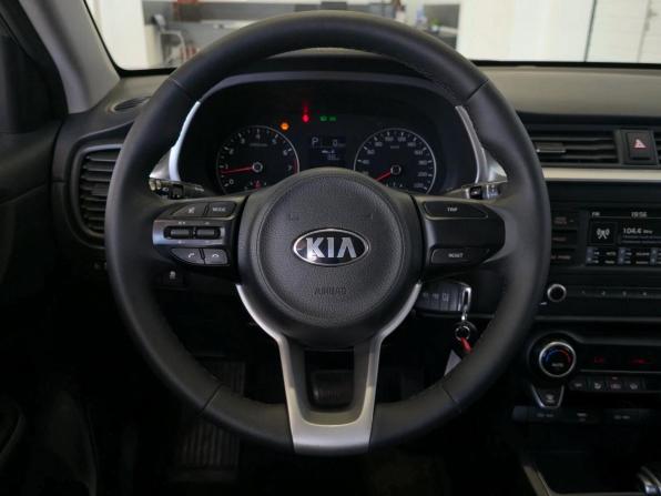 Kia Rio IV Рестайлинг с пробегом 2021 года, цена 1 849 000 рублей, 61200 км, седан, Автокод Объявления