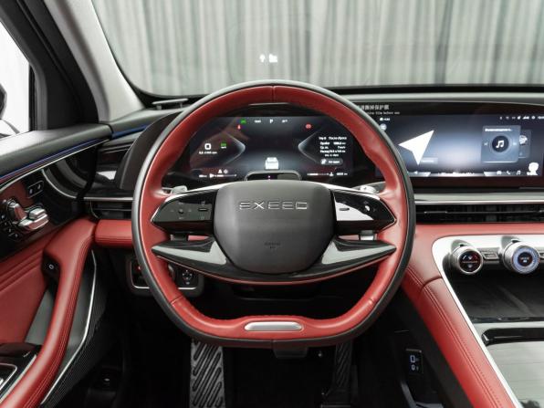 Exeed RX с пробегом 2023 года, цена 2 990 000 рублей, 48177 км, внедорожник, Автокод Объявления