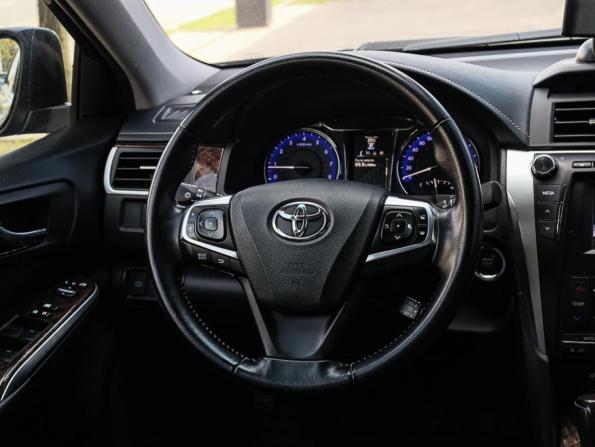 Toyota Camry VII (XV50) Рестайлинг с пробегом 2016 года, цена 2 400 000 рублей, 137081 км, седан, Автокод Объявления