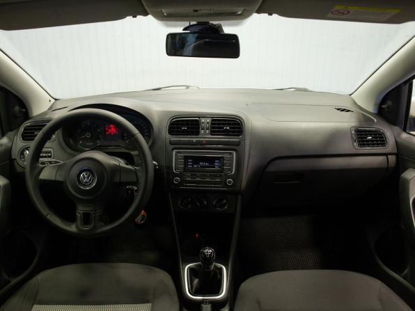 Volkswagen Polo V с пробегом 2010 года, цена 640 000 рублей, 267326 км, седан, Автокод Объявления