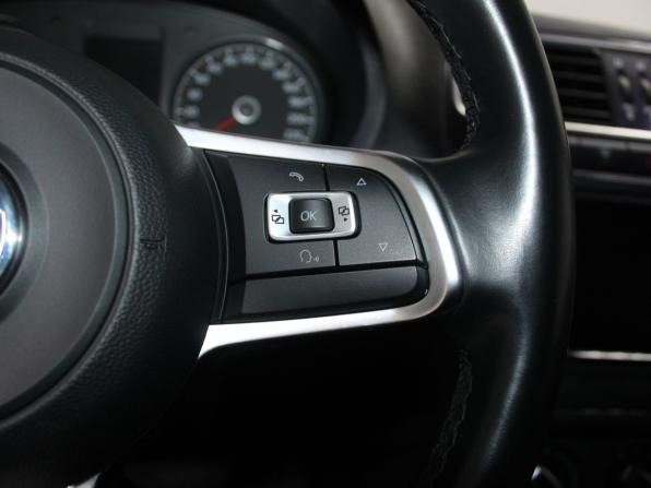 Volkswagen Polo V Рестайлинг с пробегом 2019 года, цена 1 259 900 рублей, 140549 км, седан, Автокод Объявления