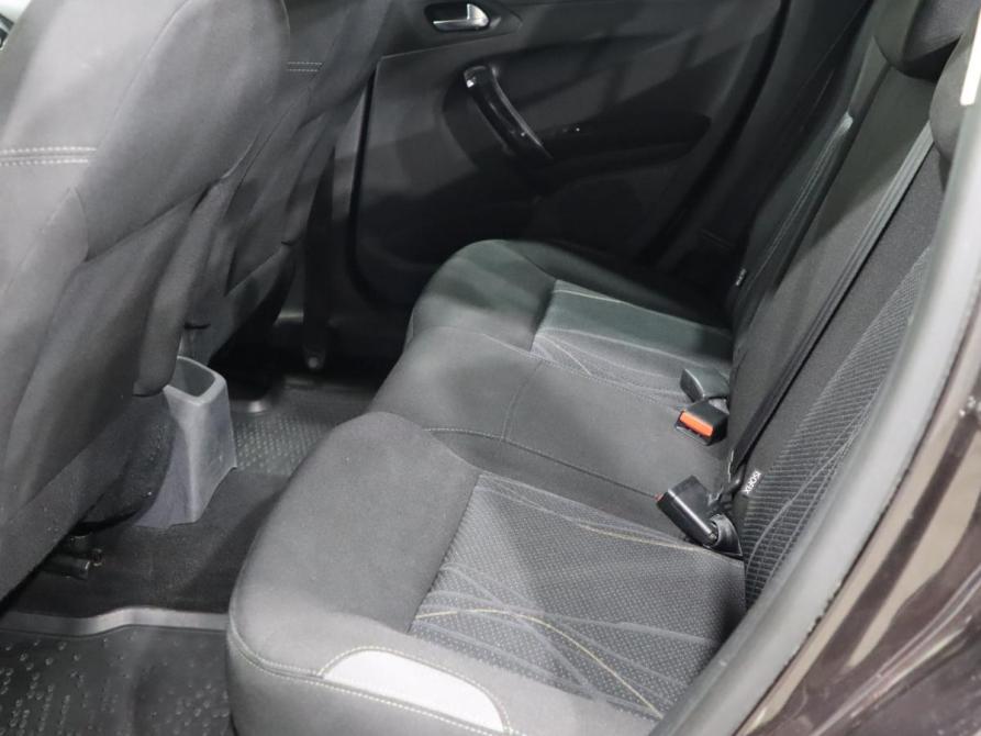 Peugeot 208 I Санкт-Петербург  - изображение 18