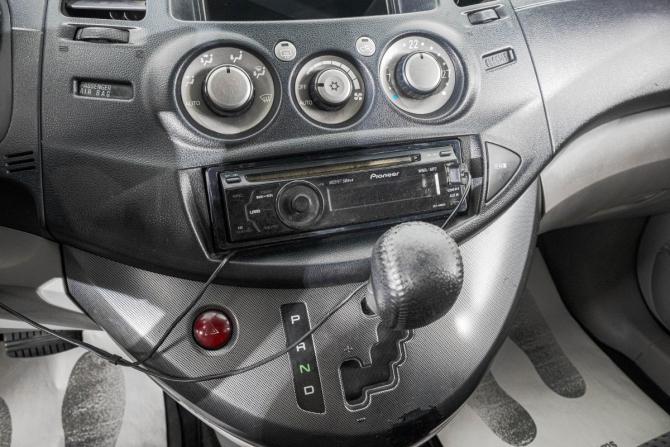 Mitsubishi Grandis I с пробегом 2006 года, цена 679 000 рублей, 393400 км, минивэн, Автокод Объявления