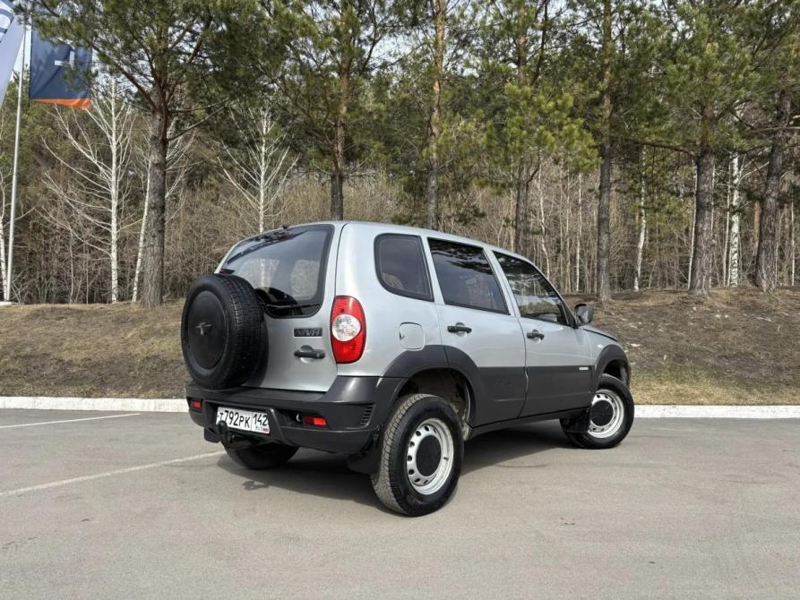 Chevrolet Niva I Рестайлинг Прокопьевск  - изображение 8