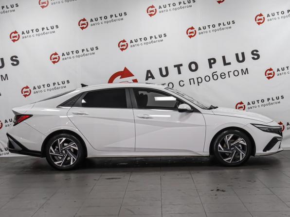 Hyundai Elantra VII (CN7) Рестайлинг с пробегом 2023 года, цена 1 999 000 рублей, 66016 км, седан, Автокод Объявления