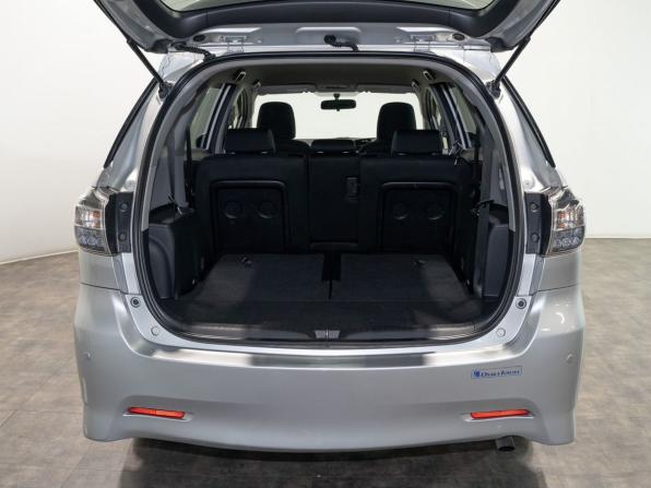 Toyota Wish II Рестайлинг с пробегом 2013 года, цена 1 345 000 рублей, 144000 км, минивэн, Автокод Объявления