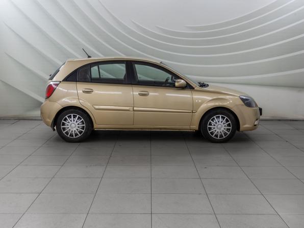 Kia Rio II Рестайлинг с пробегом 2011 года, цена 588 000 рублей, 154131 км, хэтчбек, Автокод Объявления