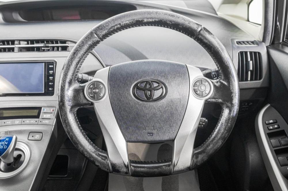 Toyota Prius III Рестайлинг (XW30) Барнаул  - изображение 14