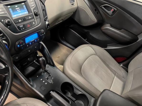 Hyundai ix35 I Рестайлинг с пробегом 2014 года, цена 1 590 000 рублей, 102000 км, внедорожник, Автокод Объявления
