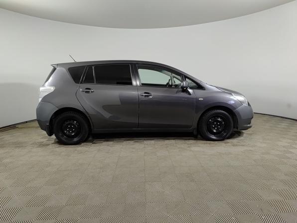 Toyota Verso I с пробегом 2011 года, цена 900 000 рублей, 306977 км, компактвэн, Автокод Объявления