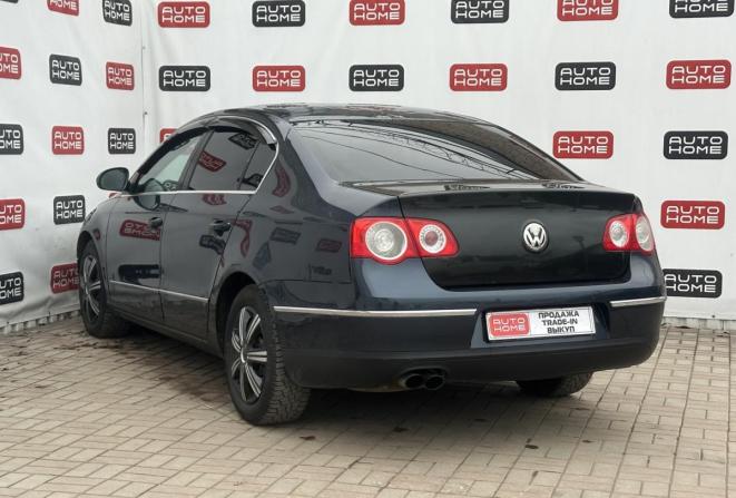 Volkswagen Passat B6 с пробегом 2005 года, цена 379 990 рублей, 270900 км, седан, Автокод Объявления