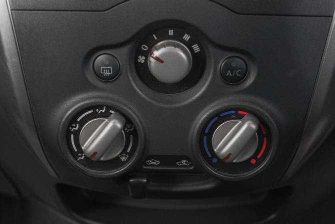Nissan Note II с пробегом 2015 года, цена 859 000 рублей, 108466 км, хэтчбек, Автокод Объявления