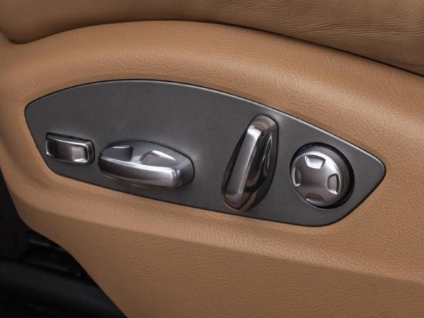 Porsche Macan I с пробегом 2016 года, цена 3 198 000 рублей, 120926 км, внедорожник, Автокод Объявления