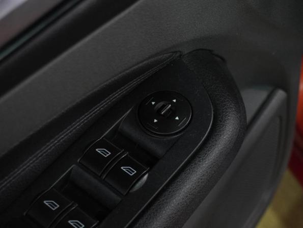Ford Focus II с пробегом 2006 года, цена 579 000 рублей, 213591 км, хэтчбек, Автокод Объявления