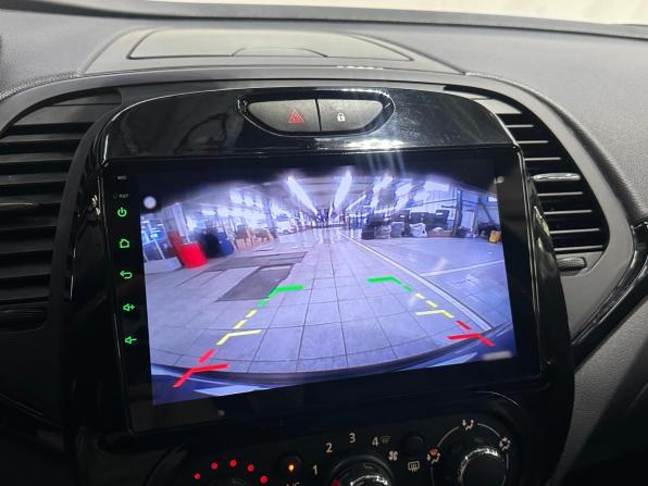 Renault Kaptur I Рестайлинг с пробегом 2021 года, цена 1 650 000 рублей, 60999 км, внедорожник, Автокод Объявления