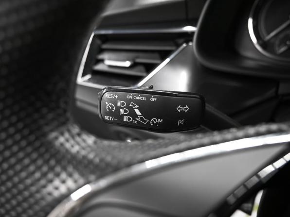 Skoda Rapid II с пробегом 2021 года, цена 1 795 000 рублей, 115207 км, лифтбек, Автокод Объявления