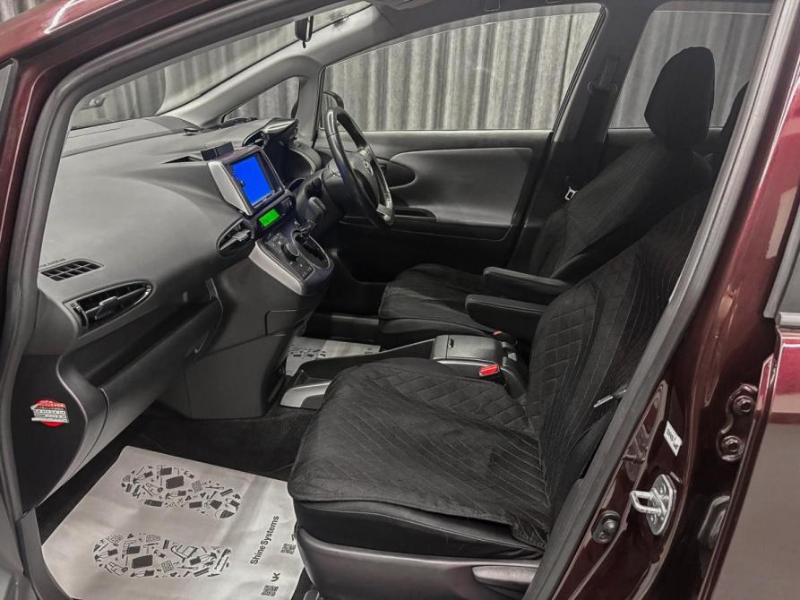 Toyota Wish II Красноярск  - изображение 11