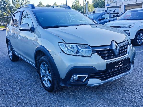 Renault Sandero II Рестайлинг с пробегом 2020 года, цена 1 250 000 рублей, 42962 км, хэтчбек, Автокод Объявления
