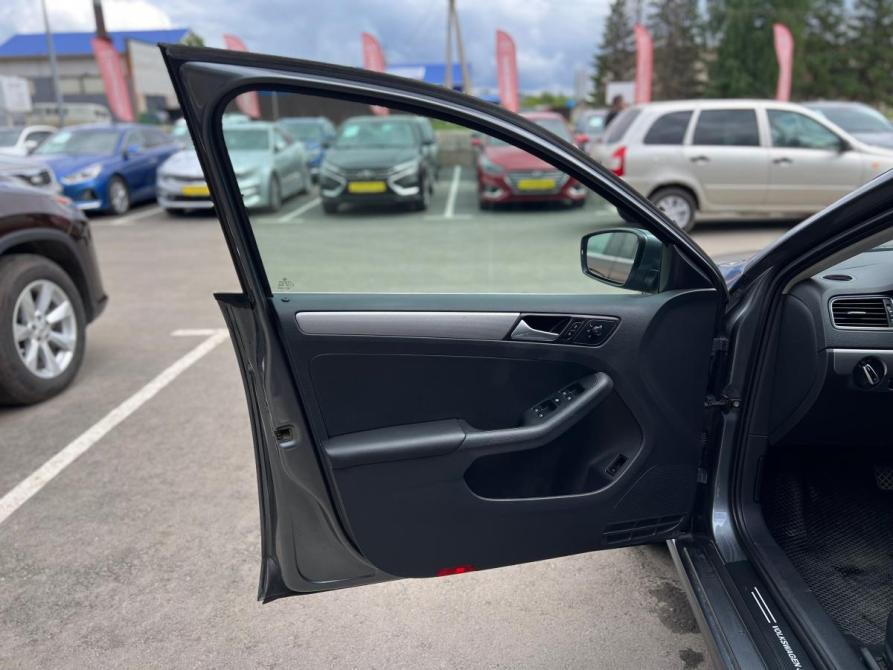 Volkswagen Jetta VI Рестайлинг Альметьевск  - изображение 9
