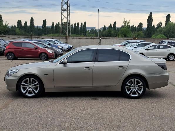 BMW 5 серии V (E60/E61) Рестайлинг с пробегом 2009 года, цена 855 000 рублей, 313921 км, седан, Автокод Объявления