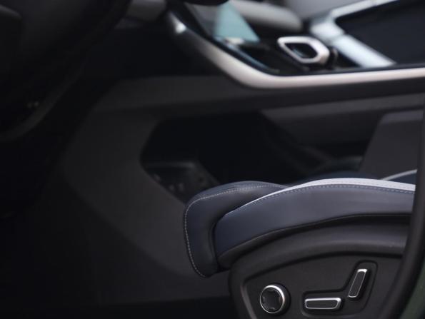 Geely Atlas II с пробегом 2024 года, цена 2 909 000 рублей, 48492 км, внедорожник, Автокод Объявления