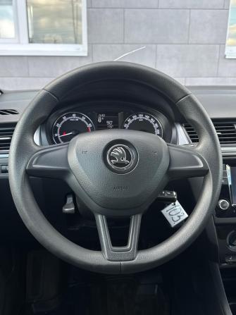 Skoda Rapid I Рестайлинг с пробегом 2019 года, цена 1 290 000 рублей, 100082 км, лифтбек, Автокод Объявления