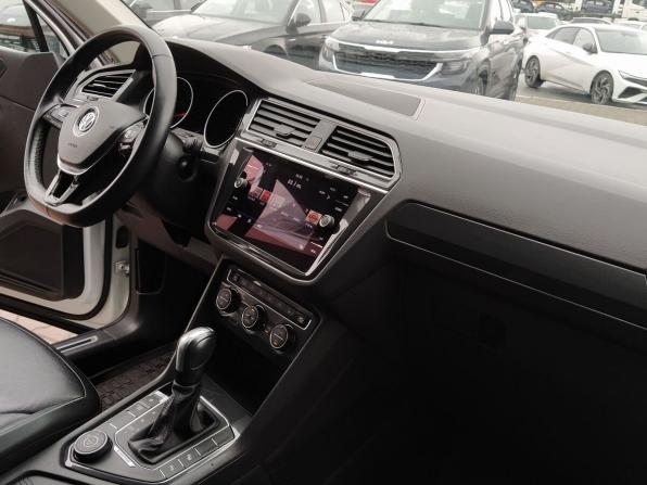 Volkswagen Tiguan II с пробегом 2019 года, цена 2 900 000 рублей, 56134 км, внедорожник, Автокод Объявления