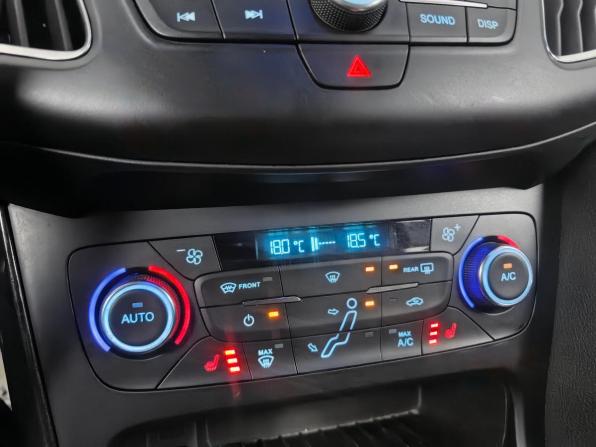 Ford Focus III Рестайлинг с пробегом 2018 года, цена 1 275 000 рублей, 144889 км, седан, Автокод Объявления