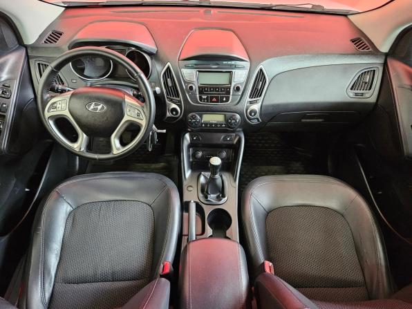 Hyundai ix35 I с пробегом 2012 года, цена 940 000 рублей, 248996 км, внедорожник, Автокод Объявления