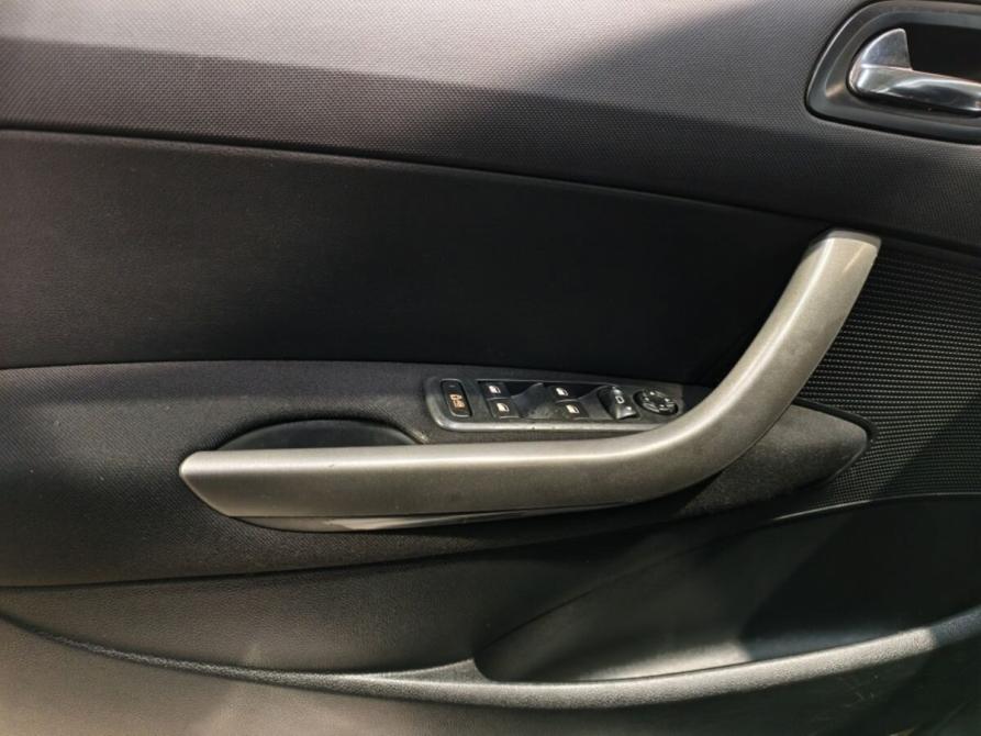 Peugeot 308 I Рестайлинг Курск  - изображение 13