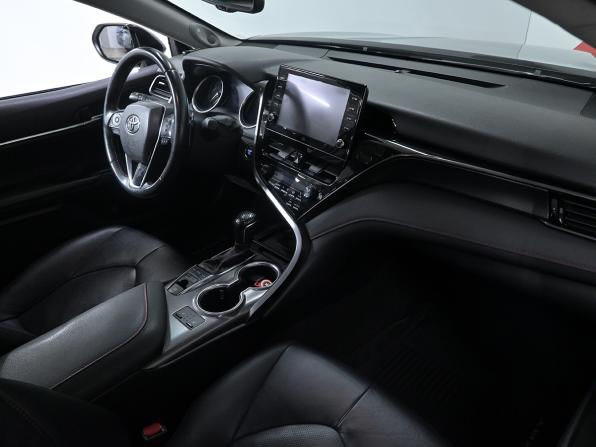 Toyota Camry VIII (XV70) Рестайлинг с пробегом 2021 года, цена 3 055 000 рублей, 122500 км, седан, Автокод Объявления