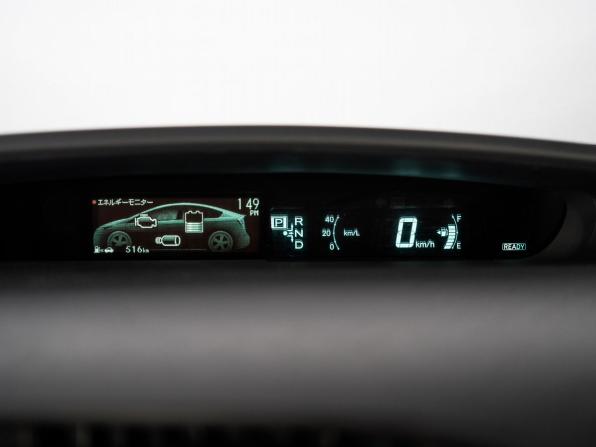 Toyota Prius III Рестайлинг (XW30) с пробегом 2014 года, цена 1 250 500 рублей, 180900 км, лифтбек, Автокод Объявления