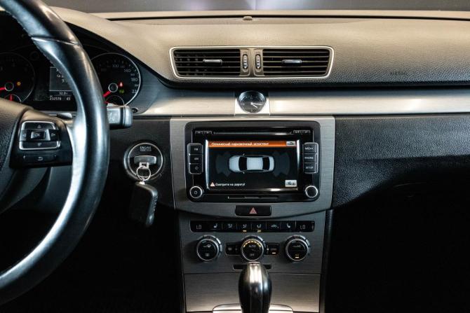 Volkswagen Passat B7 с пробегом 2012 года, цена 959 000 рублей, 232578 км, седан, Автокод Объявления