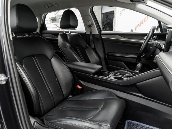 Kia K5 III с пробегом 2021 года, цена 2 085 000 рублей, 180518 км, седан, Автокод Объявления