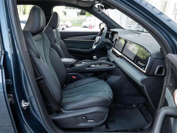 Geely Monjaro I с пробегом 2024 года, цена 3 576 900 рублей, 16617 км, внедорожник, Автокод Объявления