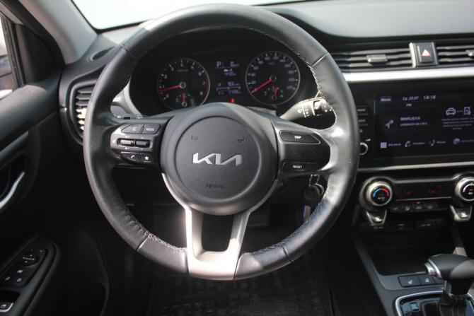 Kia Rio IV Рестайлинг с пробегом 2021 года, цена 1 790 000 рублей, 57205 км, хэтчбек, Автокод Объявления