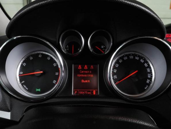 Opel Mokka I с пробегом 2012 года, цена 1 099 000 рублей, 186475 км, внедорожник, Автокод Объявления
