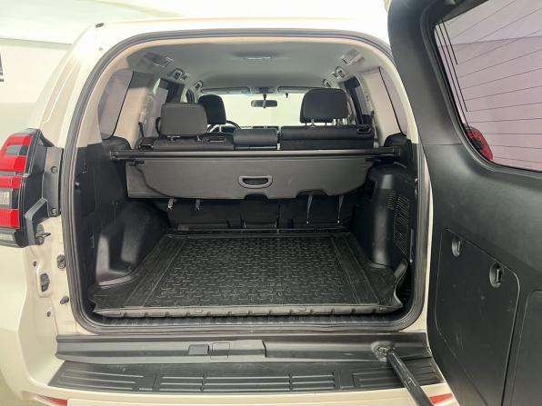 Toyota Land Cruiser Prado 150 Series Рестайлинг 2 с пробегом 2019 года, цена 4 600 000 рублей, 81400 км, внедорожник, Автокод Объявления