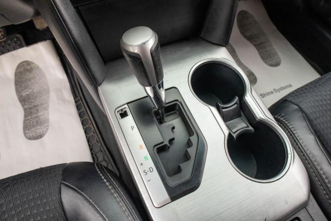 Toyota Camry VII (XV50) с пробегом 2012 года, цена 1 559 000 рублей, 167000 км, седан, Автокод Объявления