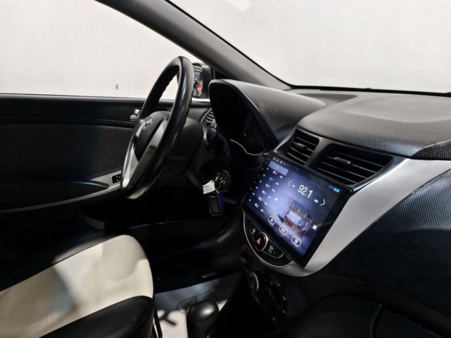 Hyundai Solaris I Курск  - изображение 7