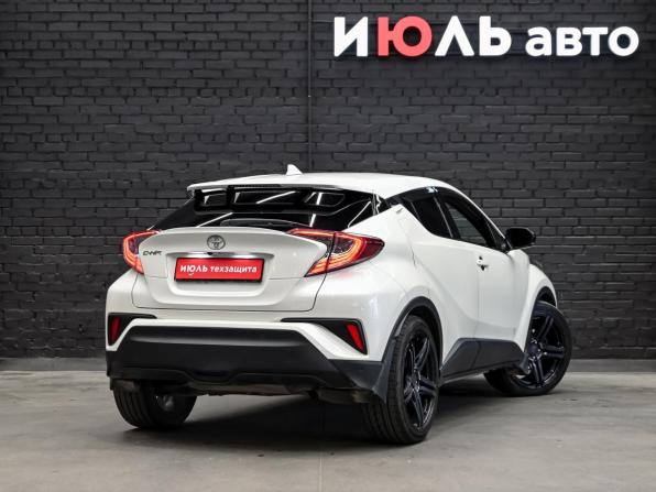 Toyota C-HR I с пробегом 2018 года, цена 1 880 000 рублей, 117250 км, внедорожник, Автокод Объявления