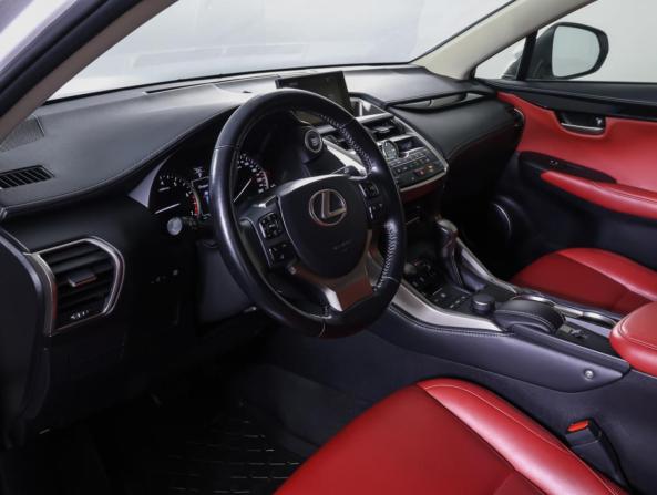 Lexus NX I с пробегом 2016 года, цена 2 490 000 рублей, 129092 км, внедорожник, Автокод Объявления