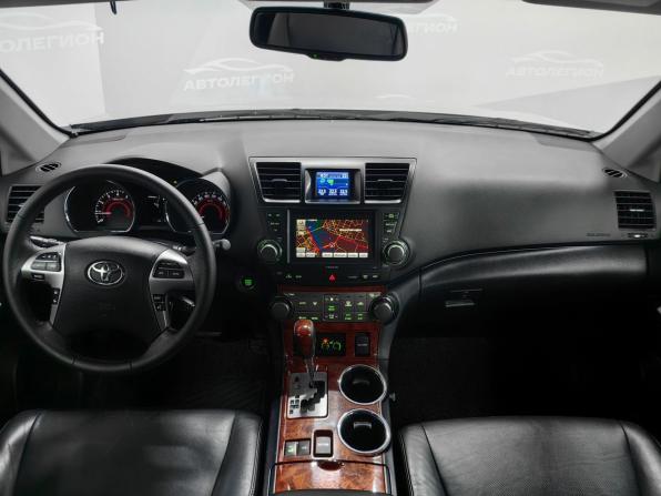Toyota Highlander II (XU40) Рестайлинг с пробегом 2011 года, цена 1 999 000 рублей, 186179 км, внедорожник, Автокод Объявления