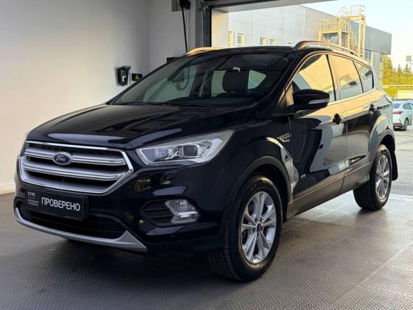 Ford Kuga II Рестайлинг с пробегом 2017 года, цена 1 499 000 рублей, 170900 км, внедорожник, Автокод Объявления