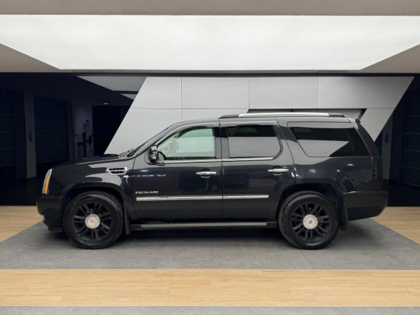 Cadillac Escalade III с пробегом 2011 года, цена 2 500 000 рублей, 188283 км, внедорожник, Автокод Объявления